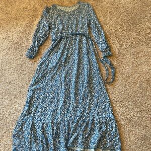 SHEIN maxi dress blue flowered XS long sleeve